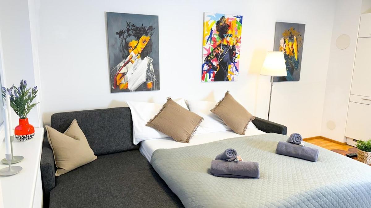 Free Parking - Cityview - Rooftop-terrace - Station Apartment *